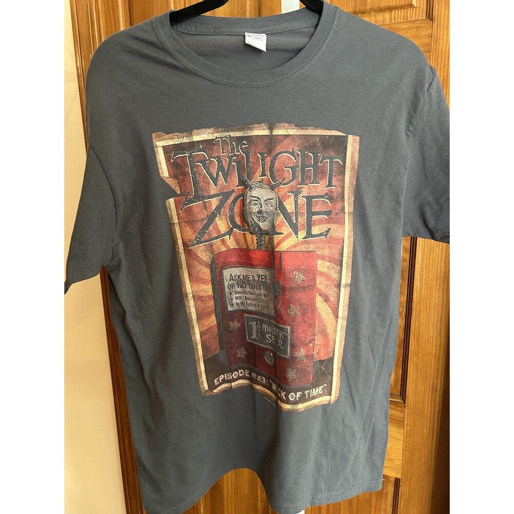 The Twilight Zone Seer T Shirt Mens Licensed Classic TV Show Black Size M